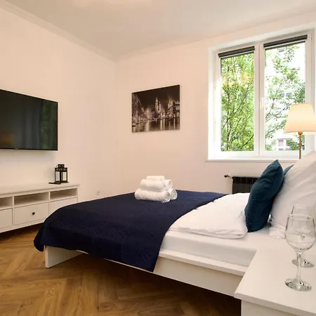 Apartment K22 *